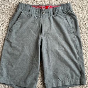 Under Armour mens golf shorts - size 28 waist